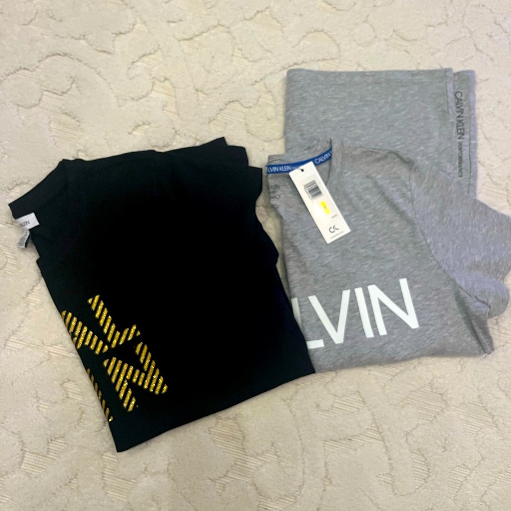 Calvin Klein T-shirt